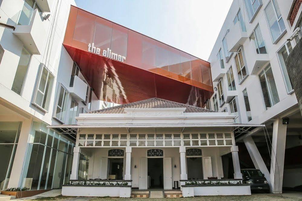 Alimar Hotel Malang Exteriör bild