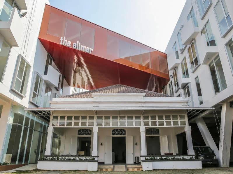 Alimar Hotel Malang Exteriör bild